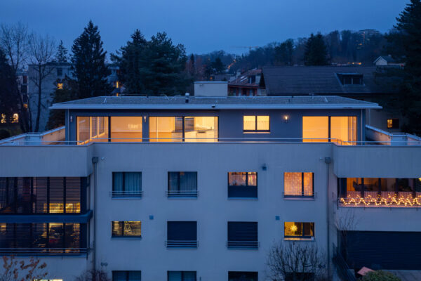 Abendstimmung Fassadenaufnahme, Architekturfotografie Basel Salva